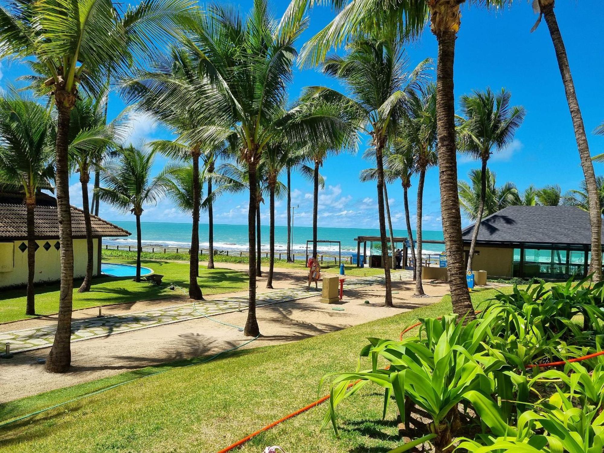 Marulhos Suites Resort Muro Alto Beira Mar Por Brevelar Порту-де-Галиньяш Экстерьер фото