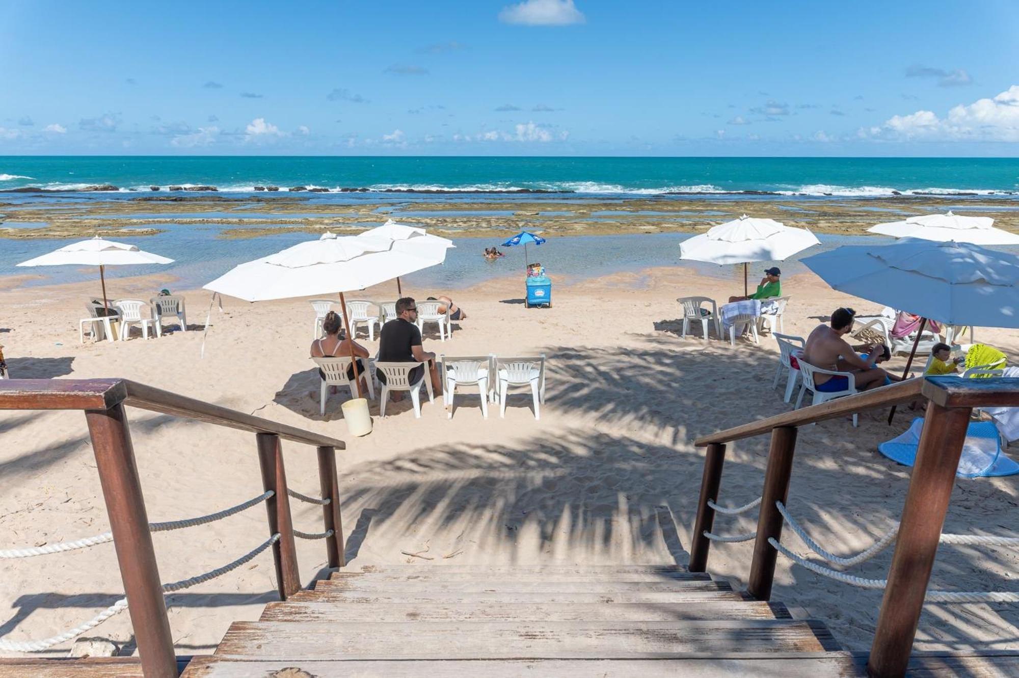 Marulhos Suites Resort Muro Alto Beira Mar Por Brevelar Порту-де-Галиньяш Экстерьер фото